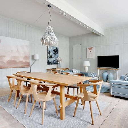 Sanders Secret - Pleasant Three-Bedroom Townhouse Near Main Attractions โคเปนเฮเกน ภายนอก รูปภาพ